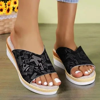 Women s Thick Soled Slippers Slope Summer Shoes 2024 Women s Thick Soled Slippers Sexy High Heels Fashionable and Lightweight 36 розовый