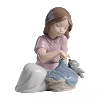 Фигурка Nao Спи, котенок 12х10х10 см