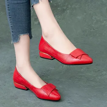 Женские туфли-лодочки Slip-on, элегантные женские туфли на среднем каблуке, модные туфли с острым носком, мягкие офисные туфли, женские мокасины 35 чёрный