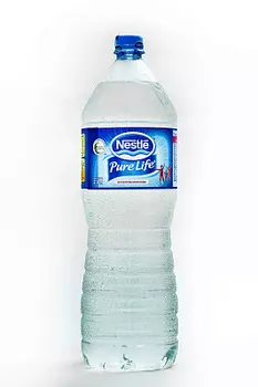 Вода питьевая негазированная Pure Life Nestle 2 л.