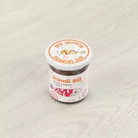 Сельдь Меридиан филе-кусочки в масле с луком 150 г