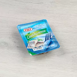 Сельдь Vici Слабосоленая филе-кусок в масле 150 г