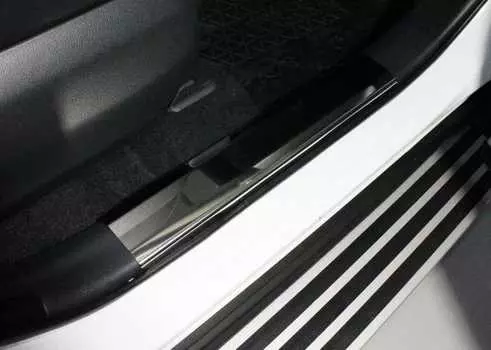 Накладки на пластиковые пороги TCC TOYRAV19-01 Toyota RAV4 2019-