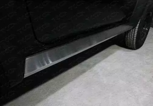 Накладки на пластиковый внешний порог TCC SUZJIM19-06 Suzuki Jimny 2019-
