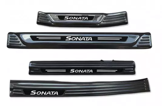 Накладки на пороги черные You Qiang QNG00125 для Hyundai Sonata (8G) DN8 2020-
