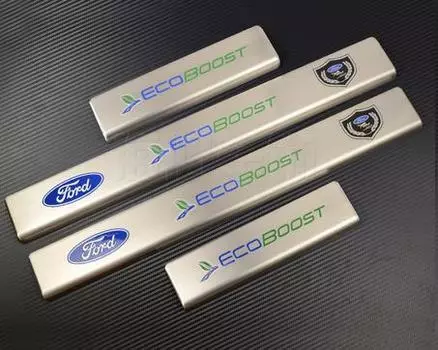 Накладки на пороги Ecoboost Ford Kuga (2012 - 2016)