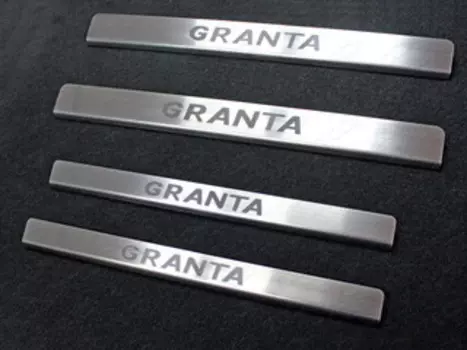Накладки на пороги (лист шлифованный, надпись Granta) Компания ТСС LADGRA15-04 Lada Granta 2014-