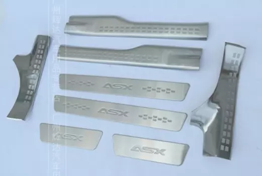 Накладки на пороги Mitsubishi ASX