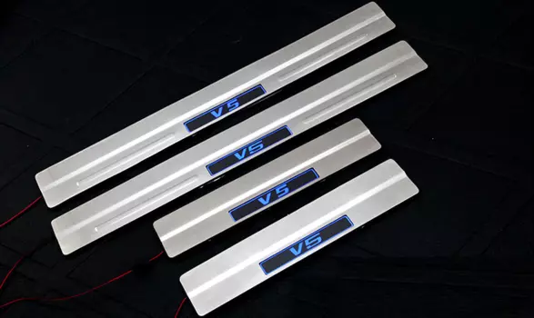 Накладки на пороги с подсветкой LED для Brilliance V5 ( 2011 по н.в. )