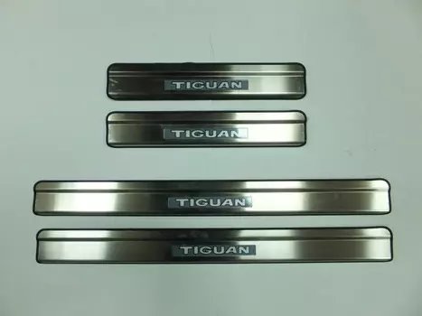 Накладки на дверные пороги с логотипом и LED подсветкой (нержавеющая сталь) JMT 24359 Volkswagen Tiguan 2008 - 2016