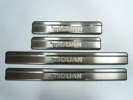 Накладки на дверные пороги с логотипом (нержавеющая сталь) JMT 24532 Volkswagen Tiguan 2008 - 2016