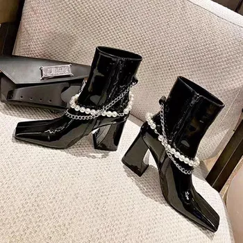 Fashion Women s Pearl Chain High Heel Ankle Boots Fall New Square Head Thick Heel Patent Leather Side Zipper Mid-leg Fashion Boots 35 белый