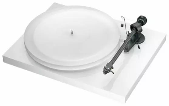 Виниловый проигрыватель PRO-JECT