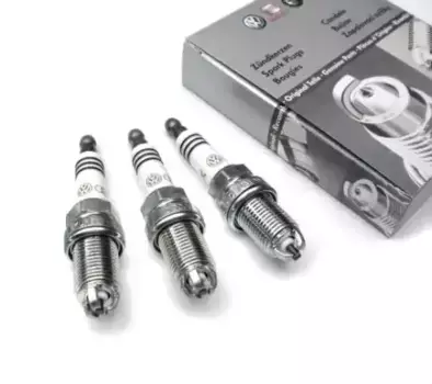Свеча зажигания VAG 04C905606A