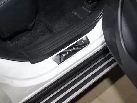 Накладки на задние пороги (лист зеркальный надпись Infiniti) 2шт Компания ТСС INFQX5018-04 Infiniti QX50 2018-