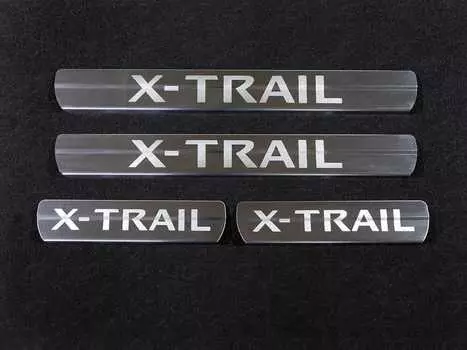 Накладки на пороги TCC NISXTR15-30 Nissan X-Trail 2018