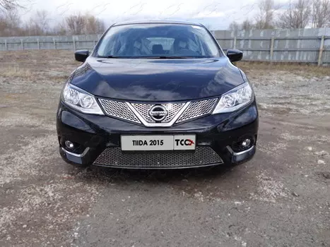 Решетка радиатора верхняя (лист) Компания ТСС NISTII15-01 Nissan Tiida 2015-