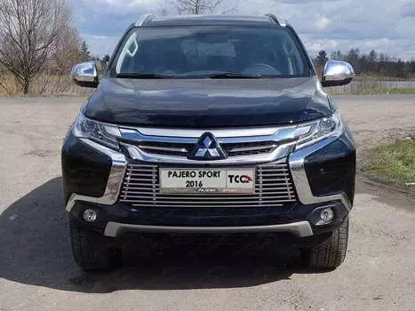 Решетка радиатора 12 мм Компания ТСС MITPASPOR16-30 Mitsubishi Pajero Sport 2016-