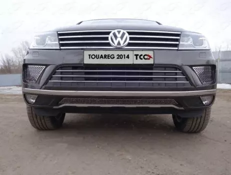 Решетка радиатора центральная (лист) TCC VWTOUAR14-11 Volkswagen Touareg 2018