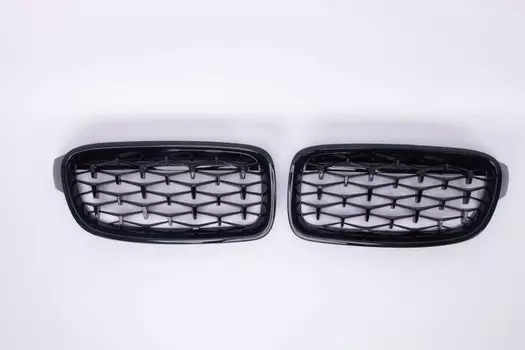 Решетка радиатора (цвет черный, слоты - клетки) Carbuy CRBY018 для BMW 3 Series F30/F35 2013-2019