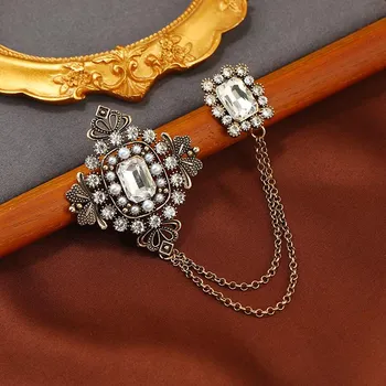 Retro Baroque fringed chain brooch men s and women s high-end crystal temperament British suit pin accessories trend