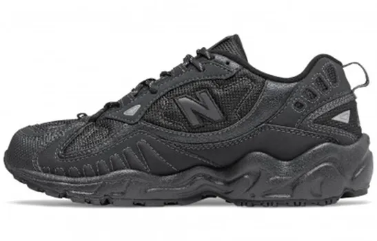 Женские кроссовки для активного отдыха New Balance NB 703