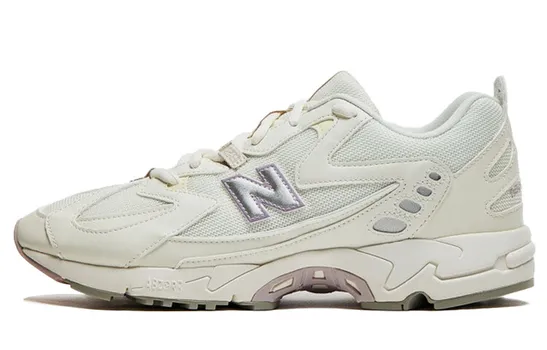 Массивные кроссовки New Balance NB 828 унисекс