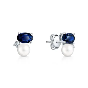 Серебряные серьги с жемчугом, фианитами и корундом