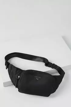 Однотонная сумка с логотипом бренда Guess