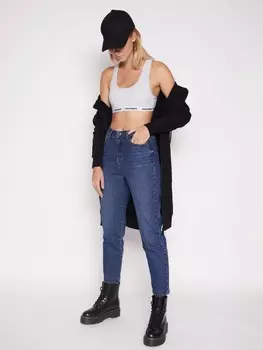 Джинсы силуэта Mom Fit