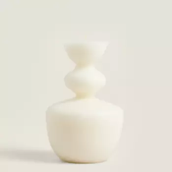 ZARA HOME Ароматическая свеча-подсвечник bergamot & rose leather 465.0