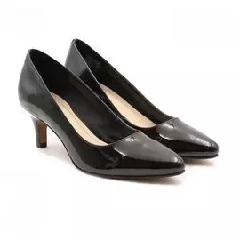 Женские туфли-лодочки Clarks(Isidora Faye 26123113), черные
