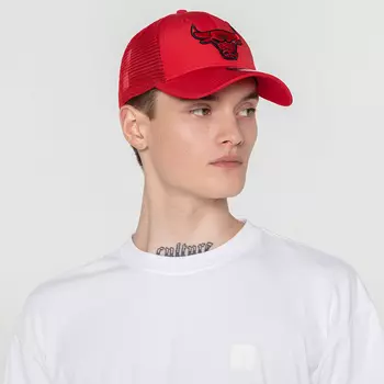 Кепка Home Field Chicago Bulls Red 9FORTY Trucker Cap