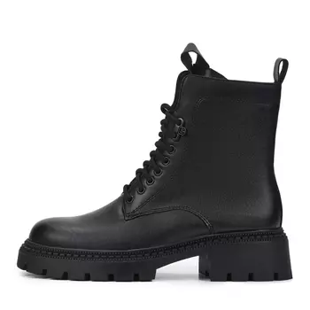 M-Shoes