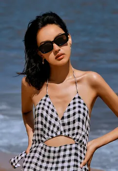 Солнцезащитные очки Victoria Hyde