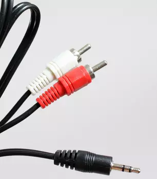 Кабель соединительный VCOM Jack 3.5-2xRCA(M), 1.5м, черный (VAV7183-1.5M)