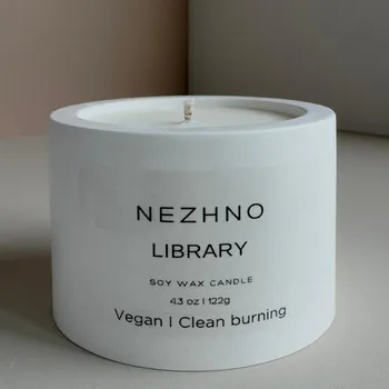 НЕЖНО СОЕВАЯ СВЕЧА Керамическая Ароматическая Свеча Interio Jar / Library 4,3 унции 4.3oz