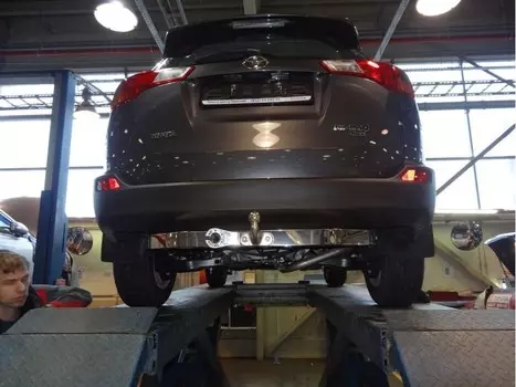 Фаркоп BALTEX 24233908 для Toyota RAV4 (2013 - 2015)