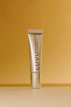 Блеск для губ с ароматом ягод LUVU Lip Balm Berry Kiss 10 ml