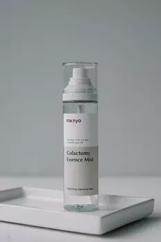 BU// Мист-эссенция с ферментированным галактомисисом Manyo Factory Galactomy Essence Mist 120ml