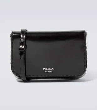 Миниатюрная кожаная сумка через плечо Prada, черный