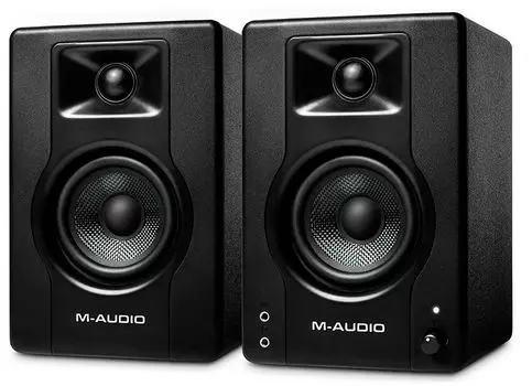 Акустическая система M-Audio BX3 (пара) BX3PAIRXEU (активный+пассивный), 2-х полосные, 25 Вт, 88-22000 Гц, 3,5"+1" входы: 2x1/4"линейный вход, 2xRCA л