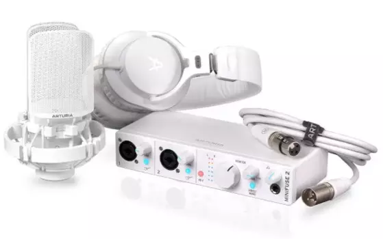 Аудиоинтерфейс Arturia MiniFuse Recording Pack White 800212 комплект: MiniFuse 2, микрофона CM1 поп фильтром, наушников EF1 и XLR кабеля. Цвет - белый
