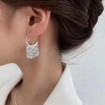 Модные серьги с зубчатыми кисточками, серьги-капли из металлической цепочки, модные украшения для женщин и девочек