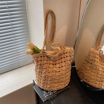 Straw bag new high-end shoulder bag women s large-capacity woven bucket bag beach vacation bag