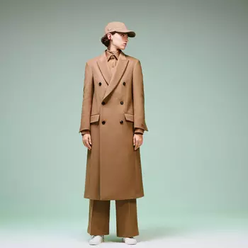 Пальто Lacoste Fashion Show