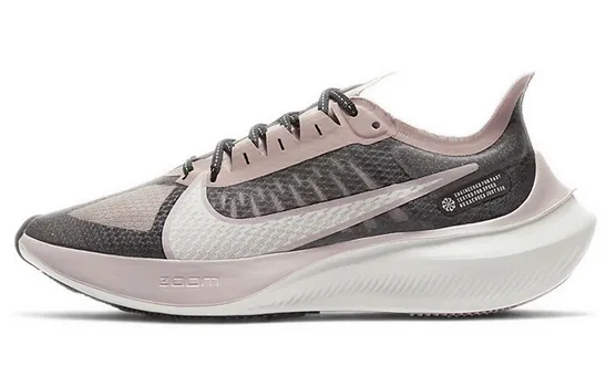 Женские кроссовки Nike Zoom Gravity 1