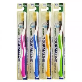 Dental Care Зубная щетка cо сверхтойкой двойной щетиной (средней жесткости и мягкой) и изогнутой ручкой "Турмалин" (Dental Care, Зубные щетки)