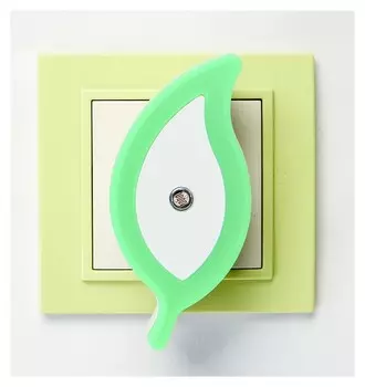 Ночник пластик "Листок" LED 4,4х5х9,5 см