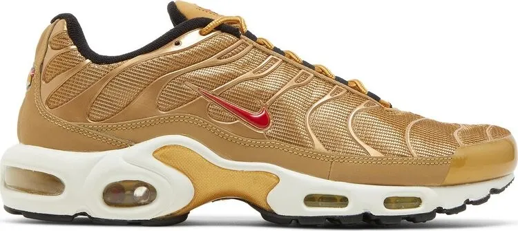 Кроссовки Nike Wmns Air Max Plus QS 'Metallic Gold', золотой